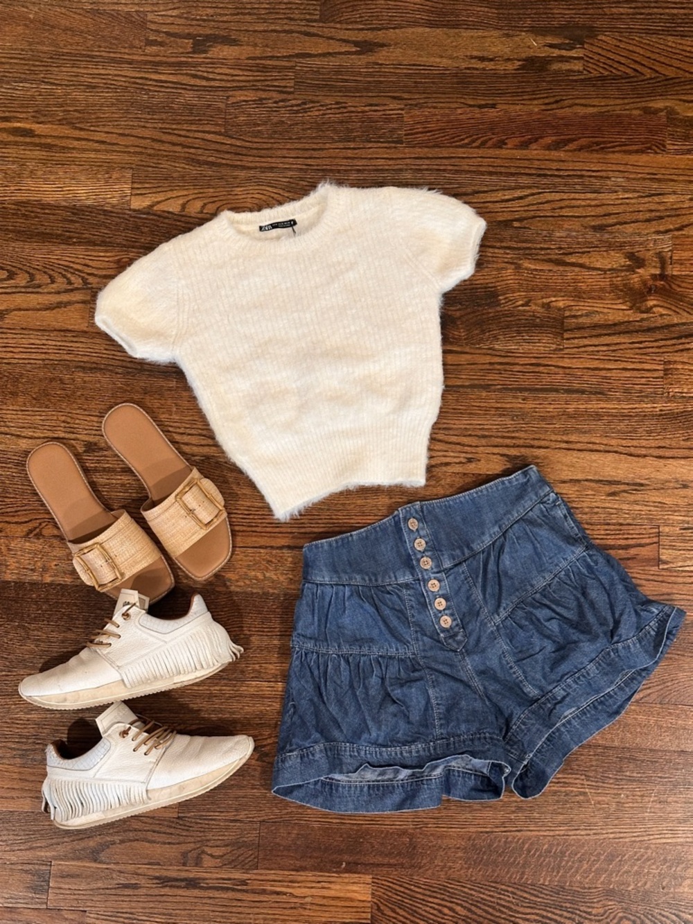 NWT Zara Fuzzy Top
